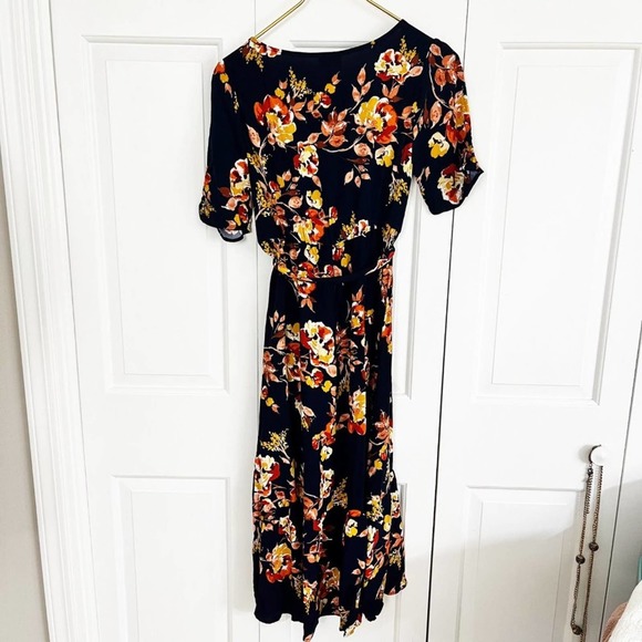 NEW Isabel Maternity Floral Knee-length Dress - Picture 6 of 7